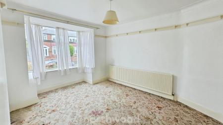 3 bedroom Semi-detached house for sale in Bramworth Road, Hexthorpe, Doncaster, DN4