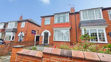 3 bedroom Semi-detached house for sale in Bramworth Road, Hexthorpe, Doncaster, DN4