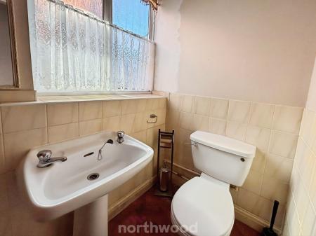 3 bedroom Semi-detached house for sale in Bramworth Road, Hexthorpe, Doncaster, DN4