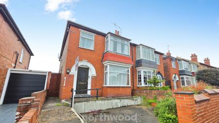 3 bedroom Semi-detached house for sale in Bramworth Road, Hexthorpe, Doncaster, DN4