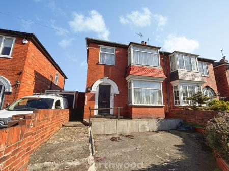 3 bedroom Semi-detached house for sale in Bramworth Road, Hexthorpe, Doncaster, DN4