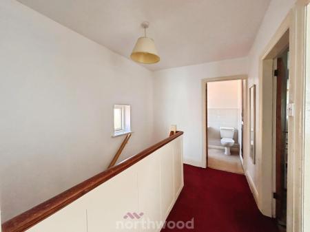 3 bedroom Semi-detached house for sale in Bramworth Road, Hexthorpe, Doncaster, DN4