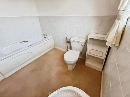 3 bedroom Semi-detached house for sale in Bramworth Road, Hexthorpe, Doncaster, DN4