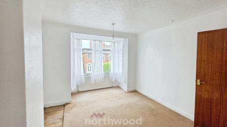 3 bedroom Semi-detached house for sale in Bramworth Road, Hexthorpe, Doncaster, DN4