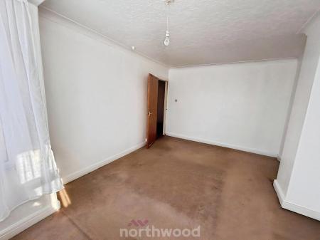 3 bedroom Semi-detached house for sale in Bramworth Road, Hexthorpe, Doncaster, DN4