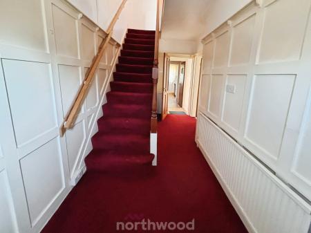 3 bedroom Semi-detached house for sale in Bramworth Road, Hexthorpe, Doncaster, DN4