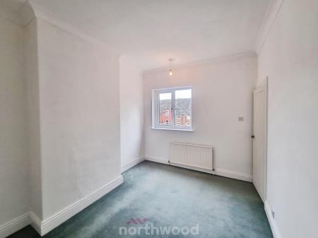 2 bedroom Terraced House to let in Cunningham Road, Hyde Park, Doncaster, DN1