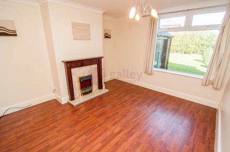 3 bedroom Semi-detached house to let in Sprotbrough Road, Sprotbrough, Doncaster, DN5