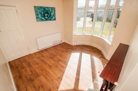 3 bedroom Semi-detached house to let in Sprotbrough Road, Sprotbrough, Doncaster, DN5