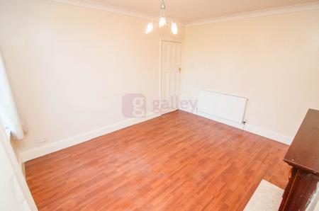 3 bedroom Semi-detached house to let in Sprotbrough Road, Sprotbrough, Doncaster, DN5