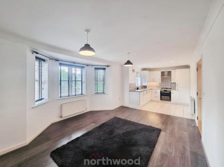 2 bedroom Flat to let in Primrose Place, Bessacarr, Doncaster, DN4