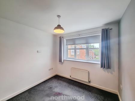 2 bedroom Flat to let in Primrose Place, Bessacarr, Doncaster, DN4
