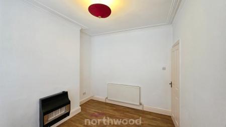 2 bedroom Terraced House to let in Carr View Avenue, Balby, Doncaster, DN4