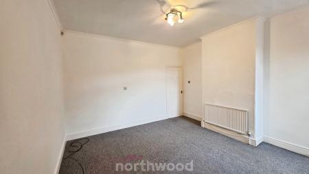 2 bedroom Terraced House to let in Carr View Avenue, Balby, Doncaster, DN4