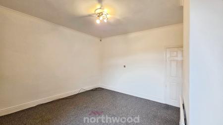 2 bedroom Terraced House to let in Carr View Avenue, Balby, Doncaster, DN4