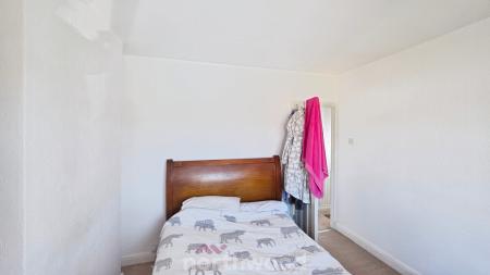 2 bedroom Semi-detached house for sale in Tennyson Avenue, Sprotbrough, Doncaster, DN5
