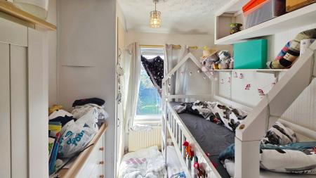 2 bedroom Semi-detached house for sale in Tennyson Avenue, Sprotbrough, Doncaster, DN5