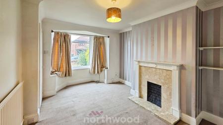 2 bedroom Semi-detached house for sale in Tennyson Avenue, Sprotbrough, Doncaster, DN5