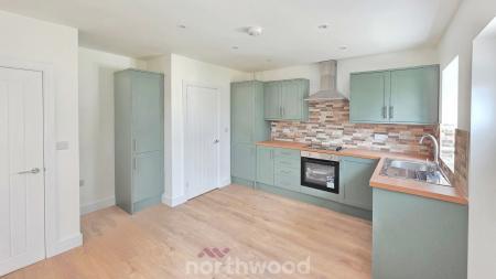 3 bedroom Semi-detached house for sale in Briar Road, Skellow, Doncaster, DN6