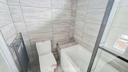 3 bedroom Semi-detached house for sale in Briar Road, Skellow, Doncaster, DN6