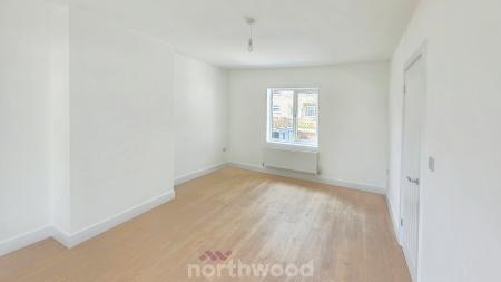 3 bedroom Semi-detached house for sale in Briar Road, Skellow, Doncaster, DN6