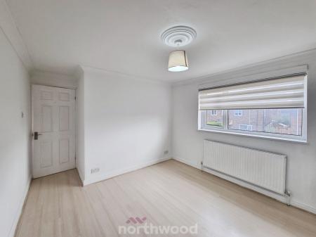 3 bedroom Semi-detached house for sale in Cheviot Drive, Scawthorpe, Doncaster, DN5