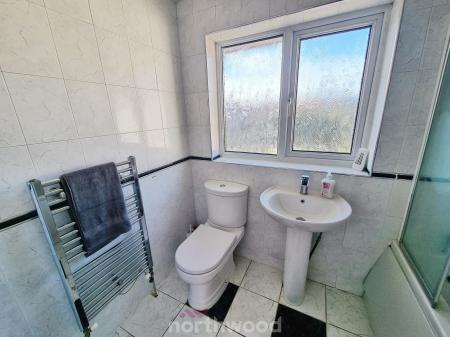 3 bedroom Semi-detached house for sale in Cheviot Drive, Scawthorpe, Doncaster, DN5