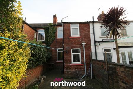 2 bedroom Terraced House to let in Beechfield Road, Hyde Park, Doncaster, DN1