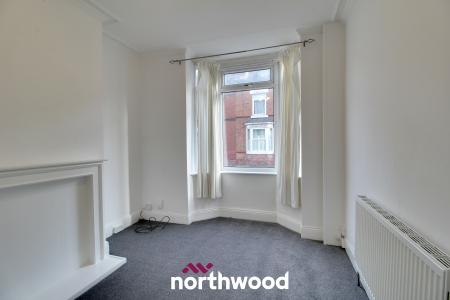 2 bedroom Terraced House to let in Beechfield Road, Hyde Park, Doncaster, DN1