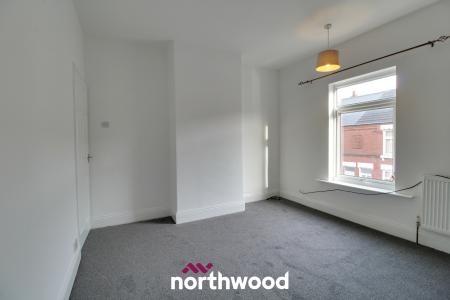 2 bedroom Terraced House to let in Beechfield Road, Hyde Park, Doncaster, DN1