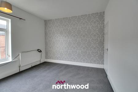 2 bedroom Terraced House to let in Beechfield Road, Hyde Park, Doncaster, DN1