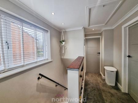 3 bedroom Semi-detached house for sale in Darrington Drive, Warmsworth, Doncaster, DN4