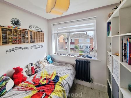 3 bedroom Semi-detached house for sale in Darrington Drive, Warmsworth, Doncaster, DN4