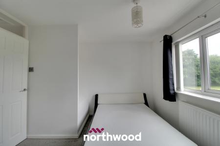 2 bedroom Semi-detached house for sale in Eastfield Drive, Askern, Doncaster, DN6