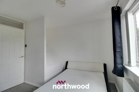 2 bedroom Semi-detached house for sale in Eastfield Drive, Askern, Doncaster, DN6