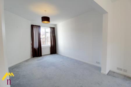 3 bedroom Terraced House for sale in Strathmore Road, Town Moor, Doncaster, DN2