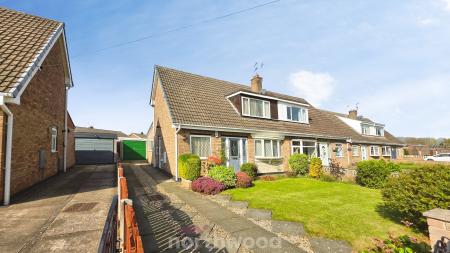 3 bedroom Semi-detached bungalow for sale in Greenfield Close, Armthorpe, Doncaster, DN3