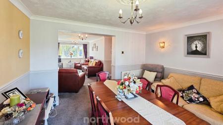 3 bedroom Semi-detached bungalow for sale in Greenfield Close, Armthorpe, Doncaster, DN3