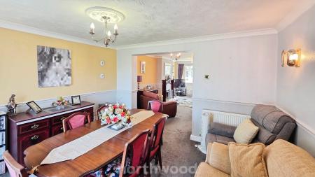 3 bedroom Semi-detached bungalow for sale in Greenfield Close, Armthorpe, Doncaster, DN3