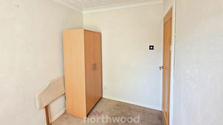 3 bedroom Semi-detached bungalow for sale in Greenfield Close, Armthorpe, Doncaster, DN3