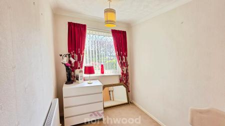 3 bedroom Semi-detached bungalow for sale in Greenfield Close, Armthorpe, Doncaster, DN3