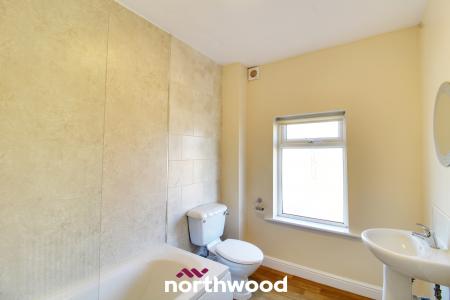 2 bedroom Terraced House to let in Cross Bank, Balby, Doncaster, DN4