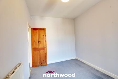 2 bedroom Terraced House to let in Cross Bank, Balby, Doncaster, DN4