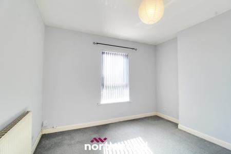 2 bedroom Terraced House to let in Cross Bank, Balby, Doncaster, DN4