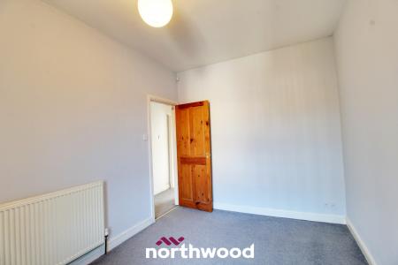 2 bedroom Terraced House to let in Cross Bank, Balby, Doncaster, DN4