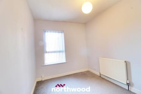 2 bedroom Terraced House to let in Cross Bank, Balby, Doncaster, DN4