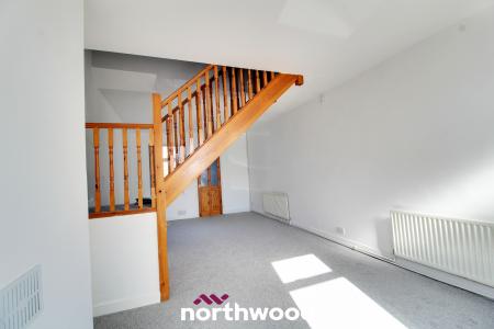 2 bedroom Terraced House to let in Cross Bank, Balby, Doncaster, DN4