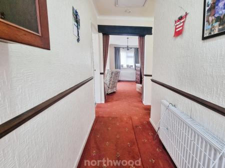 2 bedroom Bungalow for sale in Park Lane, Bessacarr, Doncaster, DN4