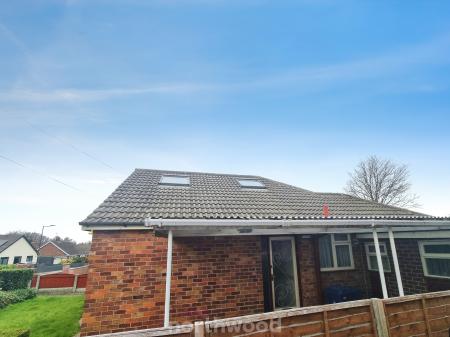 2 bedroom Bungalow for sale in Park Lane, Bessacarr, Doncaster, DN4