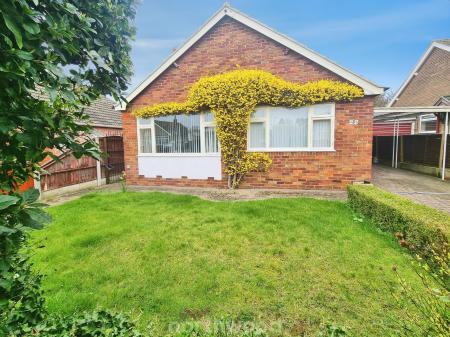 2 bedroom Bungalow for sale in Park Lane, Bessacarr, Doncaster, DN4